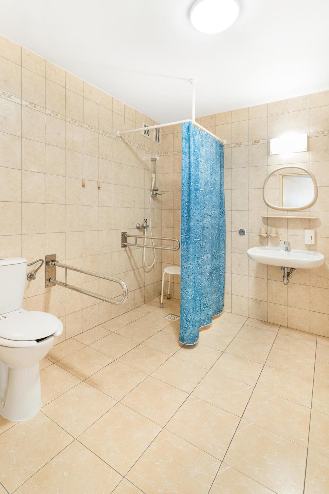 Hotel Alf Краков Экстерьер фото